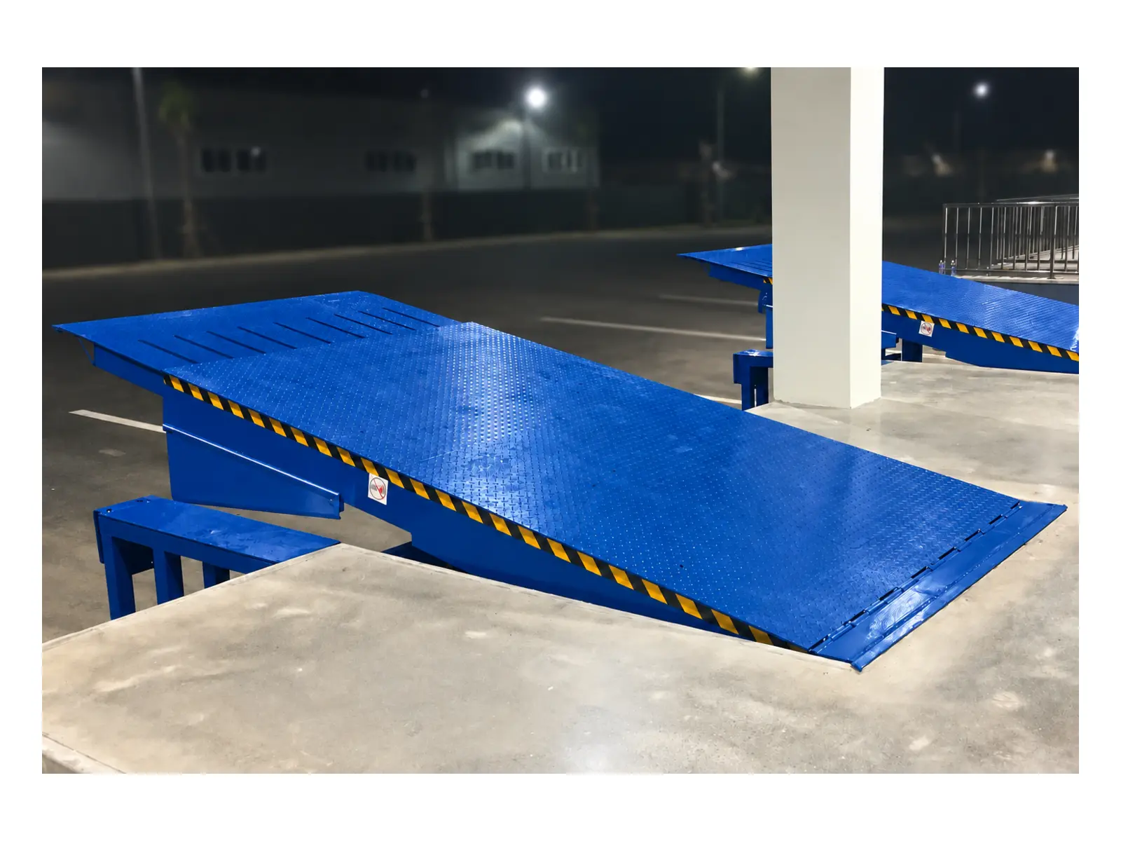 Telescopic Dock Leveler - Ảnh 4